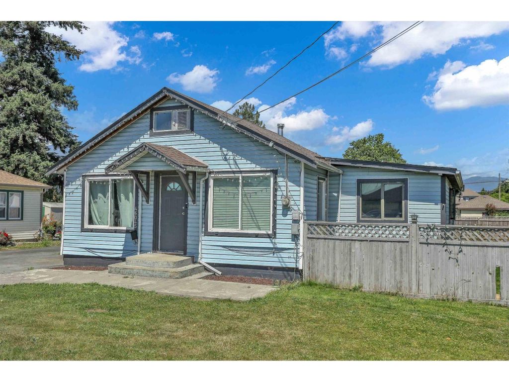 46045 Fifth Avenue|chilliwack Downtown, Chilliwack