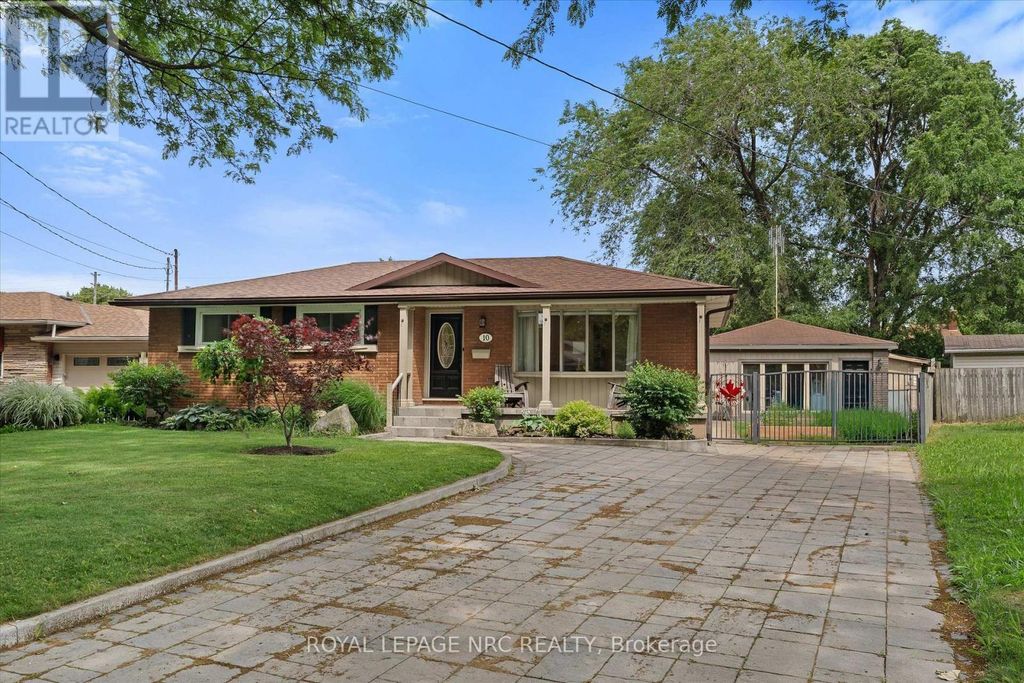 10 Wakelin Terrace, St. Catharines (carlton/bunting)