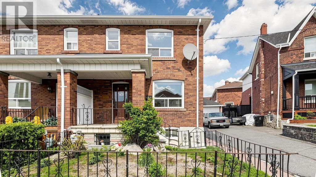 683 Old Weston Road, Toronto (weston-Pellam Park)