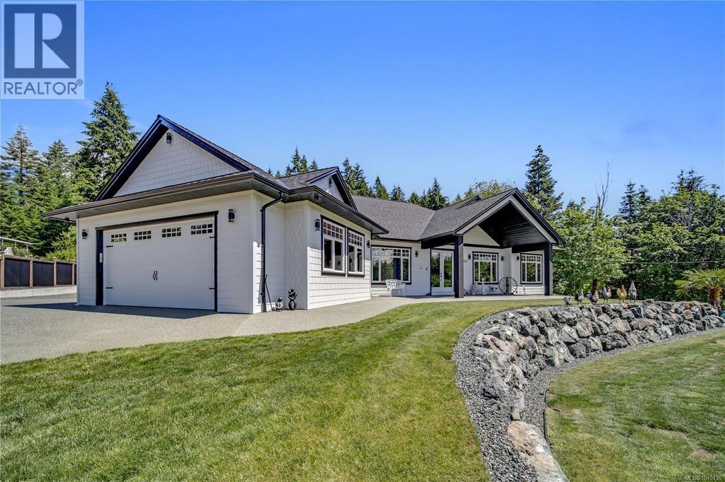 5623 Arvay Rd, Port Alberni