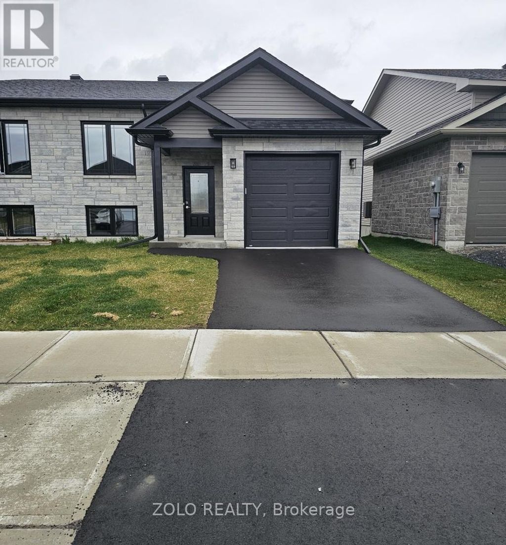 151 Woodland Drive, Cornwall
