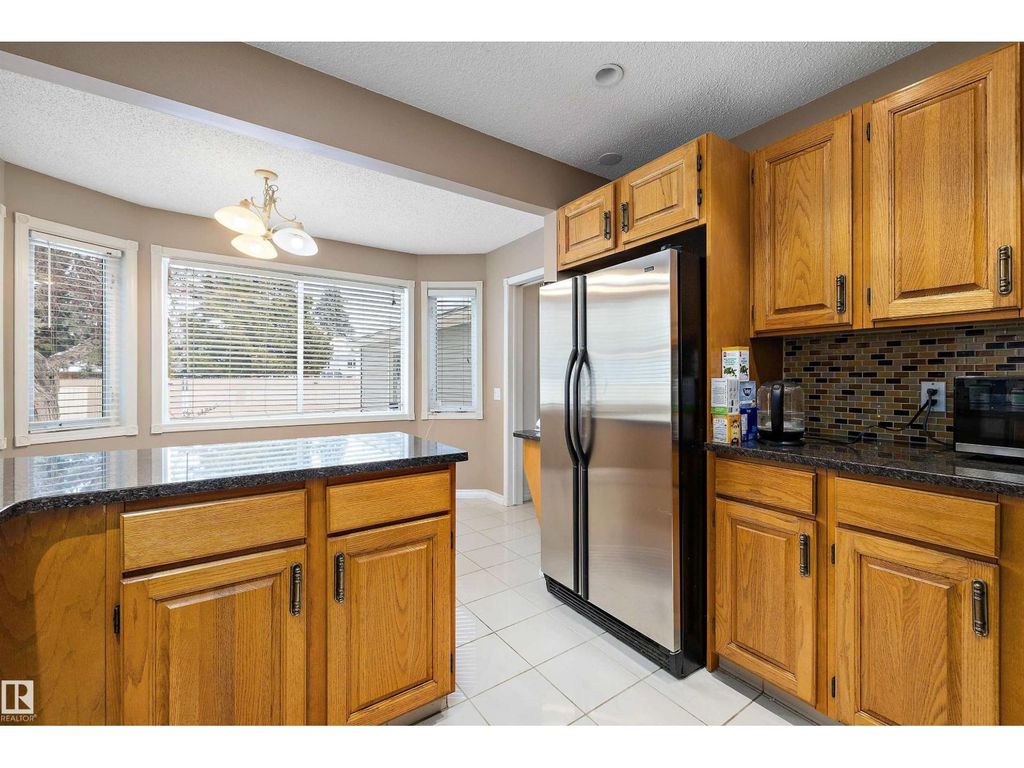 1027 109 St Nw, Edmonton