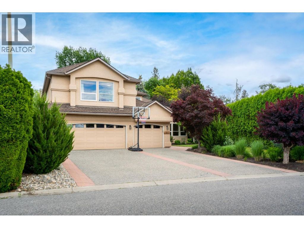 492 Carona Crescent, Kelowna