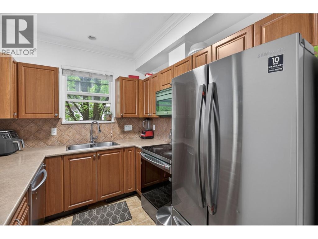 25 1010 Ewen Avenue, New Westminster