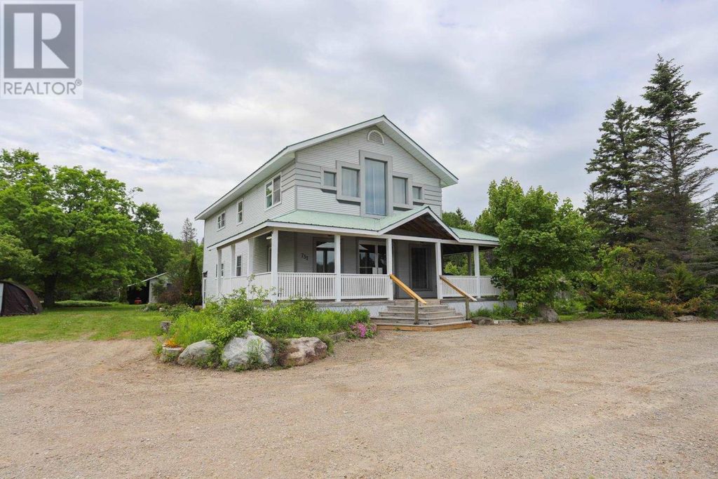 731 Highway 17 N, Aweres Twp