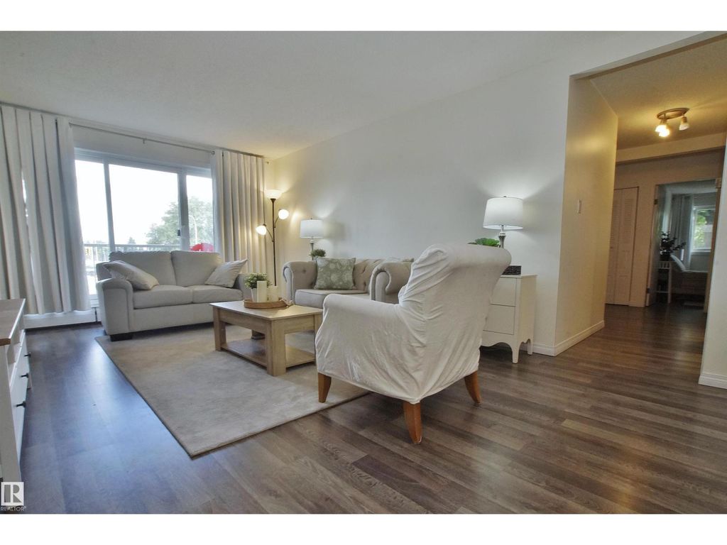 #235 4404 122 St Nw, Edmonton