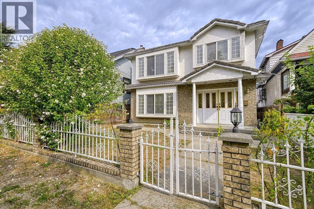 3315 Charles Street, Vancouver