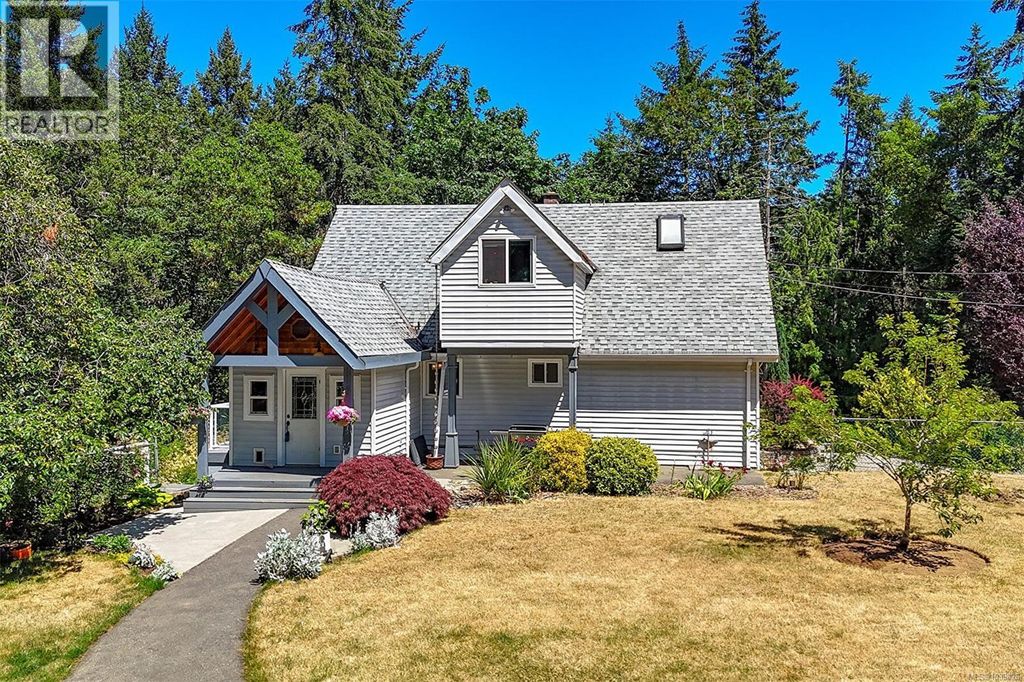 2333 Summerset Rd, Nanoose Bay