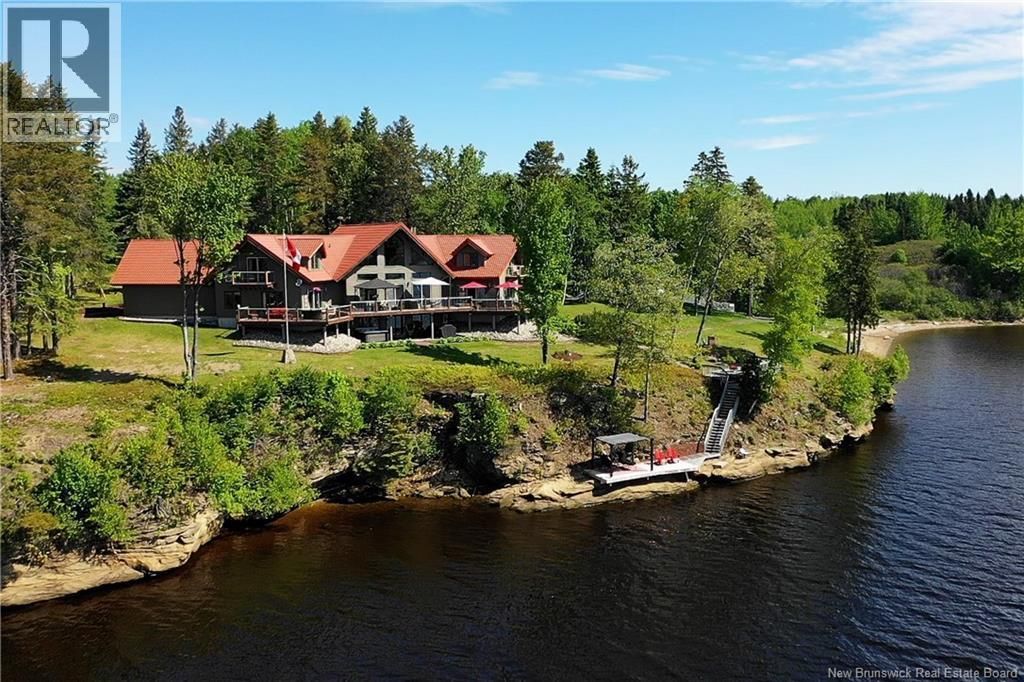 30 Rockcliff Boulevard, Miramichi