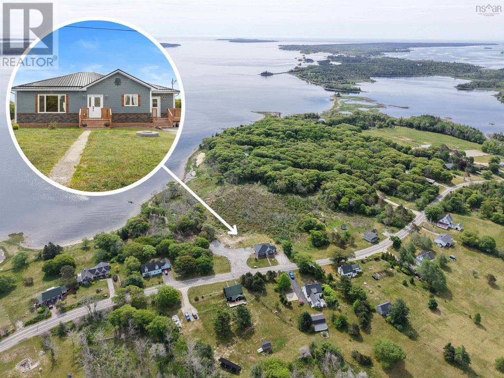 901 Port Latour Road, Thomasville