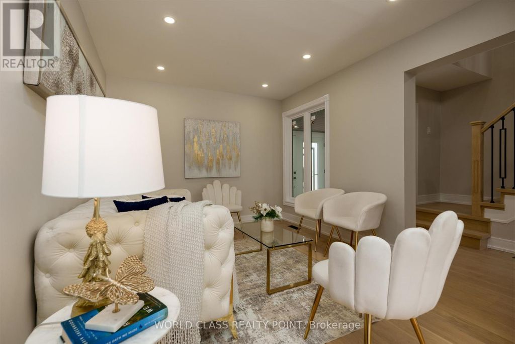 4272 Sawmill Valley Drive, Mississauga (erin Mills)