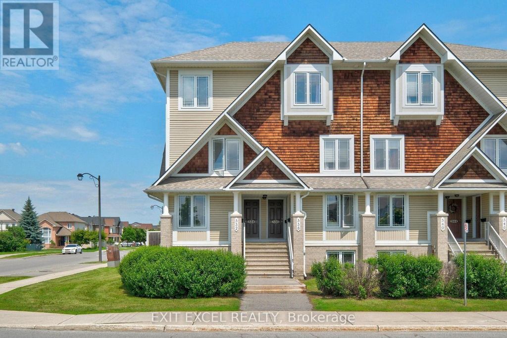 1 - 532 Lakeridge Drive, Ottawa