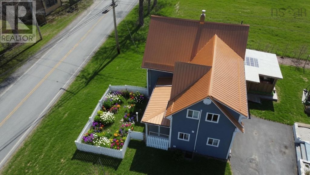 4935 Highway 10, New Germany