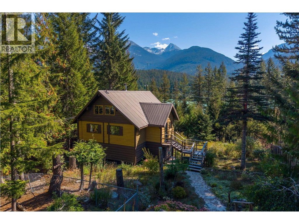 9291 Emerald Drive, Whistler