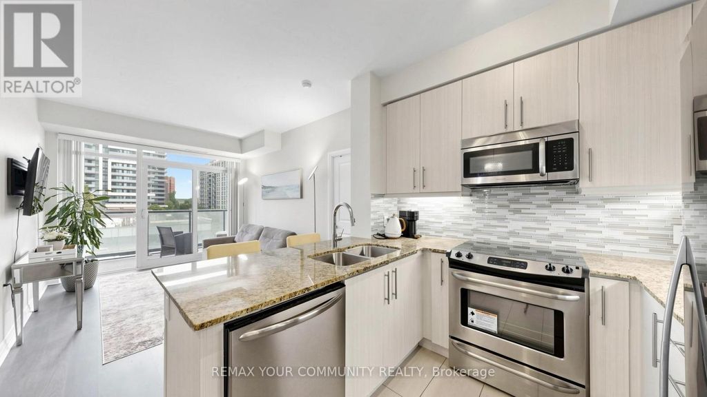 408 - 55 Oneida Crescent, Richmond Hill (langstaff)