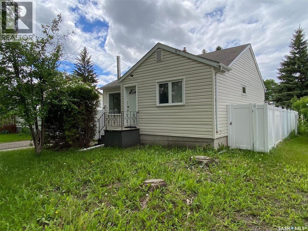 216 Maple Avenue, Yorkton
