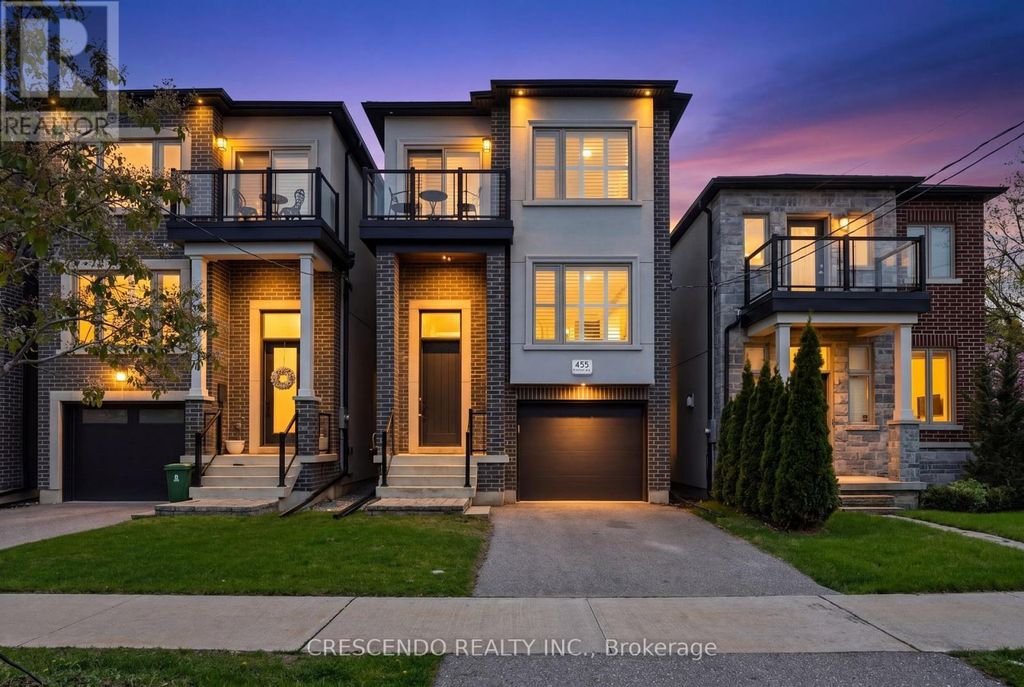 455 Rimilton Avenue, Toronto (alderwood)