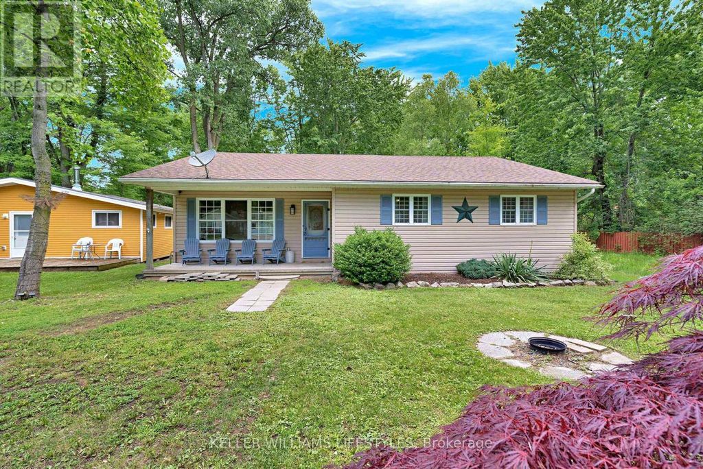 6238 London Road, Lambton Shores (kettle Point)