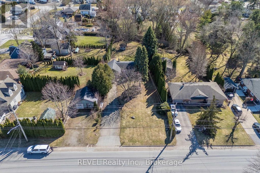 639 Penner Street, Niagara-On-The-Lake (virgil)