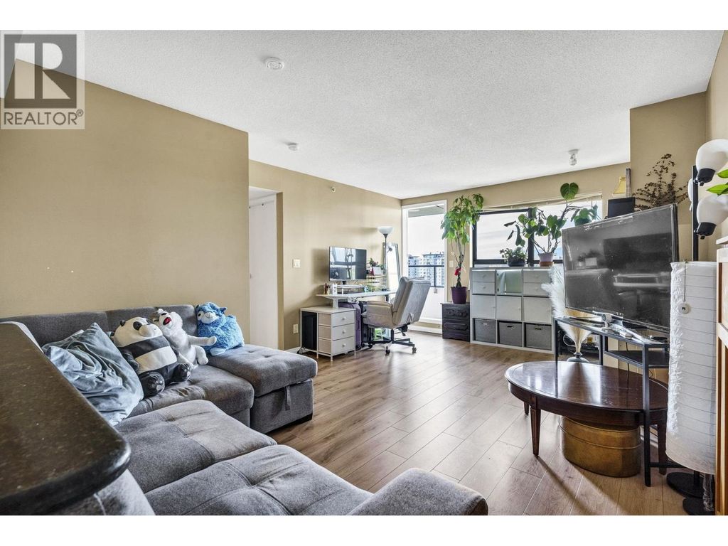 1303 6611 Cooney Road, Richmond
