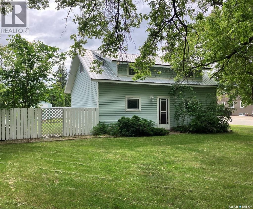 911 1st Street W, Nipawin