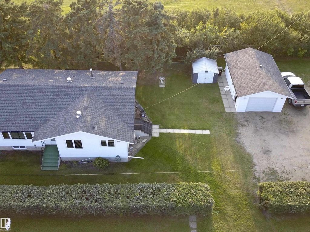 5530 46 Street, Barrhead