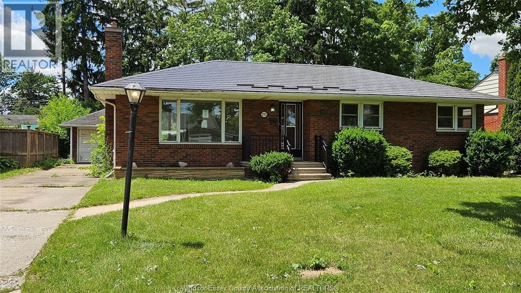 2721 Virginia Park Avenue, Windsor