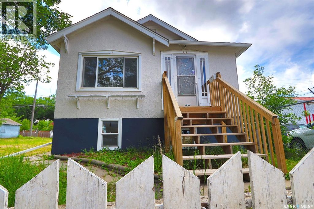 A&b 1824 Winnipeg Street, Regina