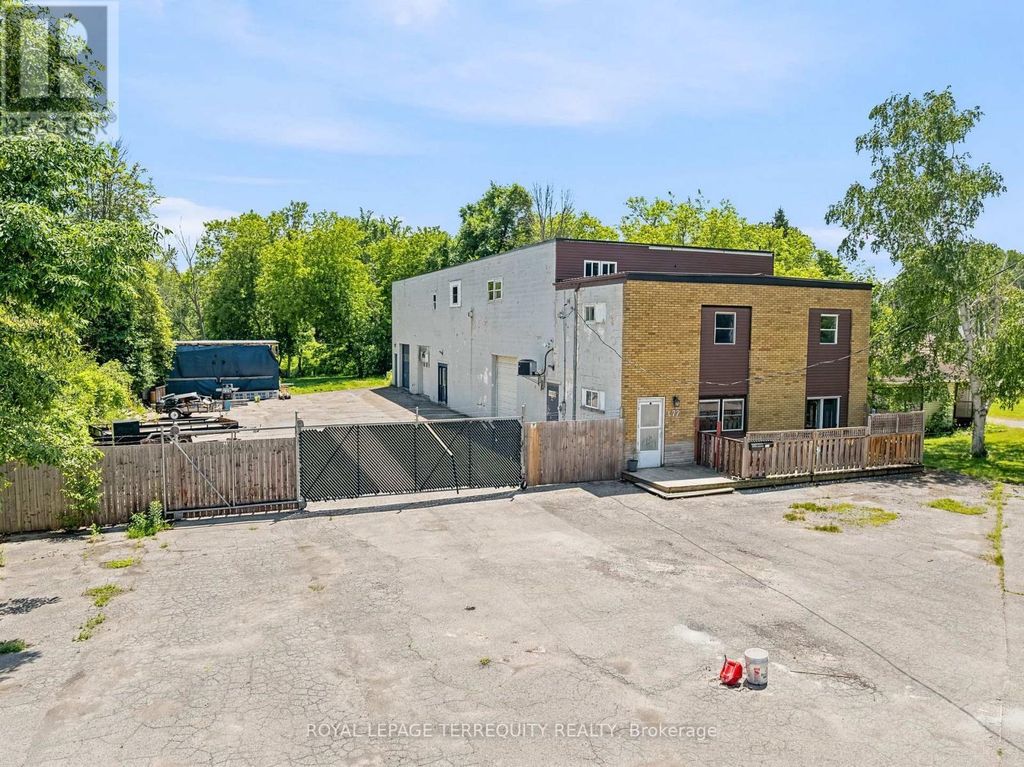 177 W Davis Street, Quinte West (trenton Ward)