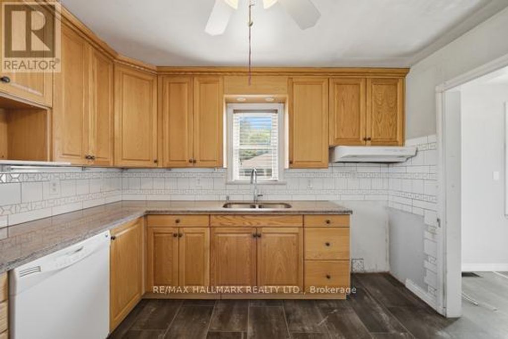 1527 Killarney Beach Road, Innisfil (lefroy)