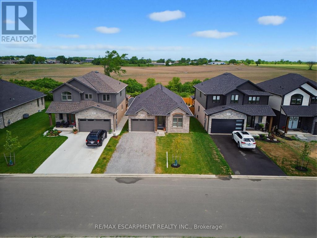 131 Craddock Boulevard, Haldimand