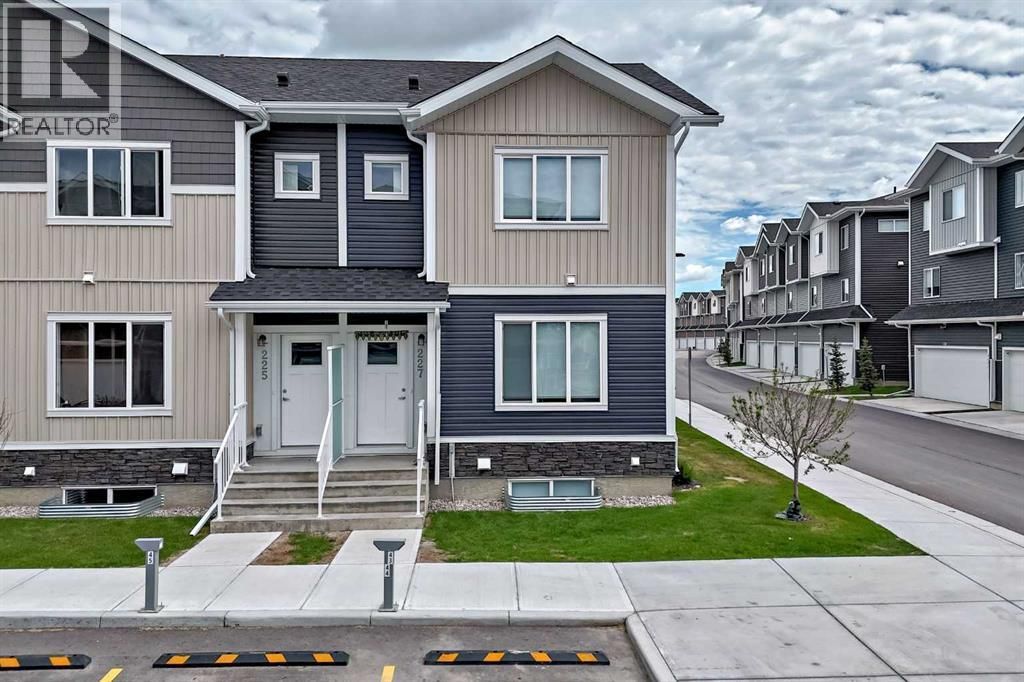 227, 137 Red Embers Link Ne, Calgary