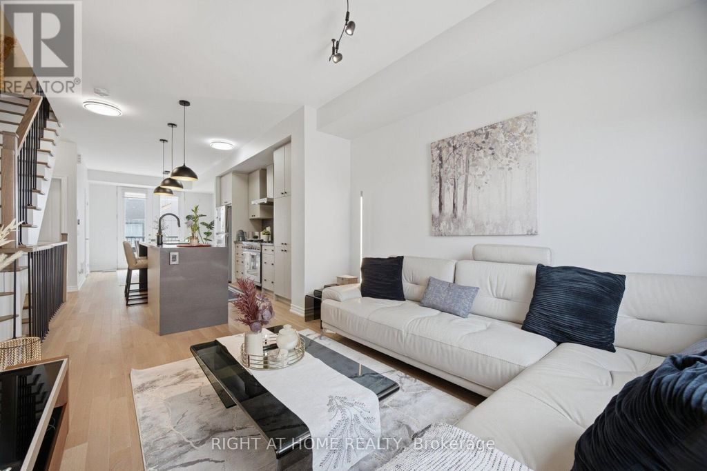 6 - 348 Wheat Boom Drive, Oakville (jm Joshua Meadows)