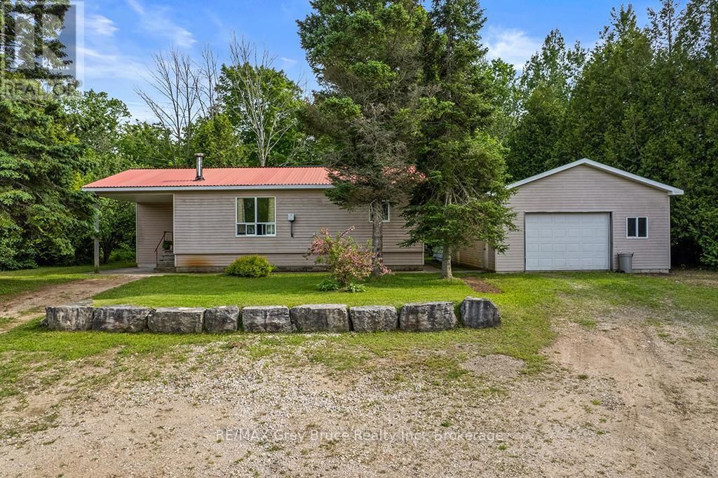 335 Pike Bay Road, Northern Bruce Peninsula