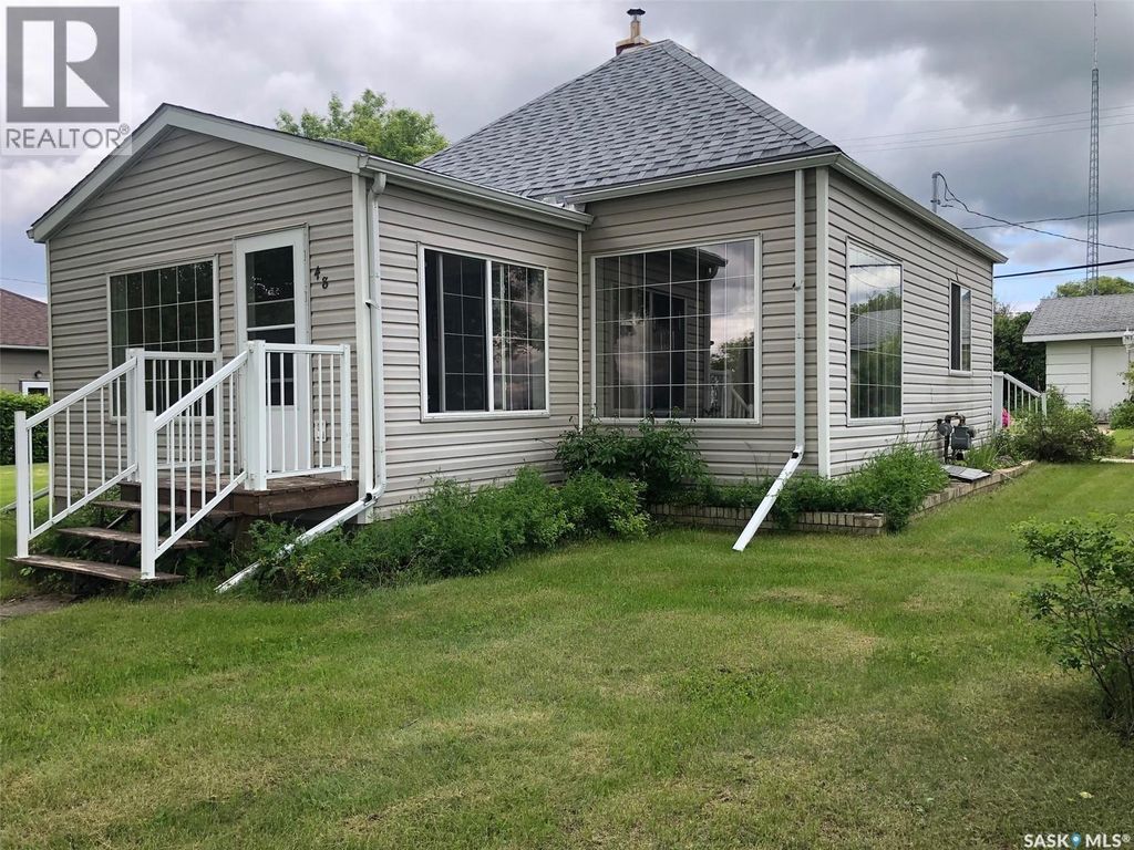 48 Highway Avenue E, Preeceville