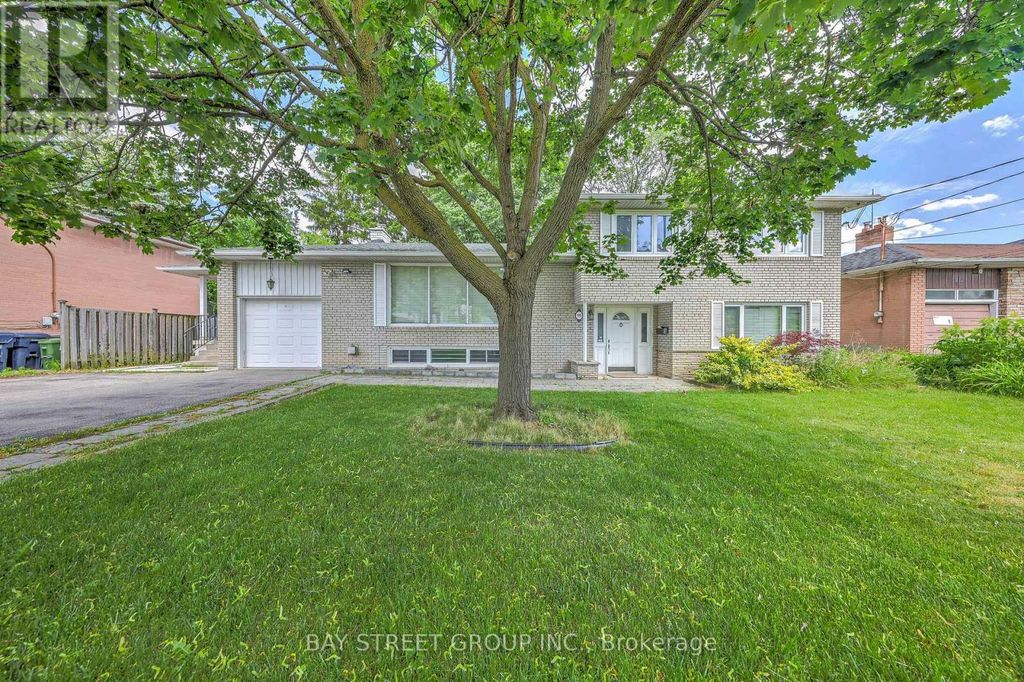 99 Grantbrook Street, Toronto (newtonbrook West)