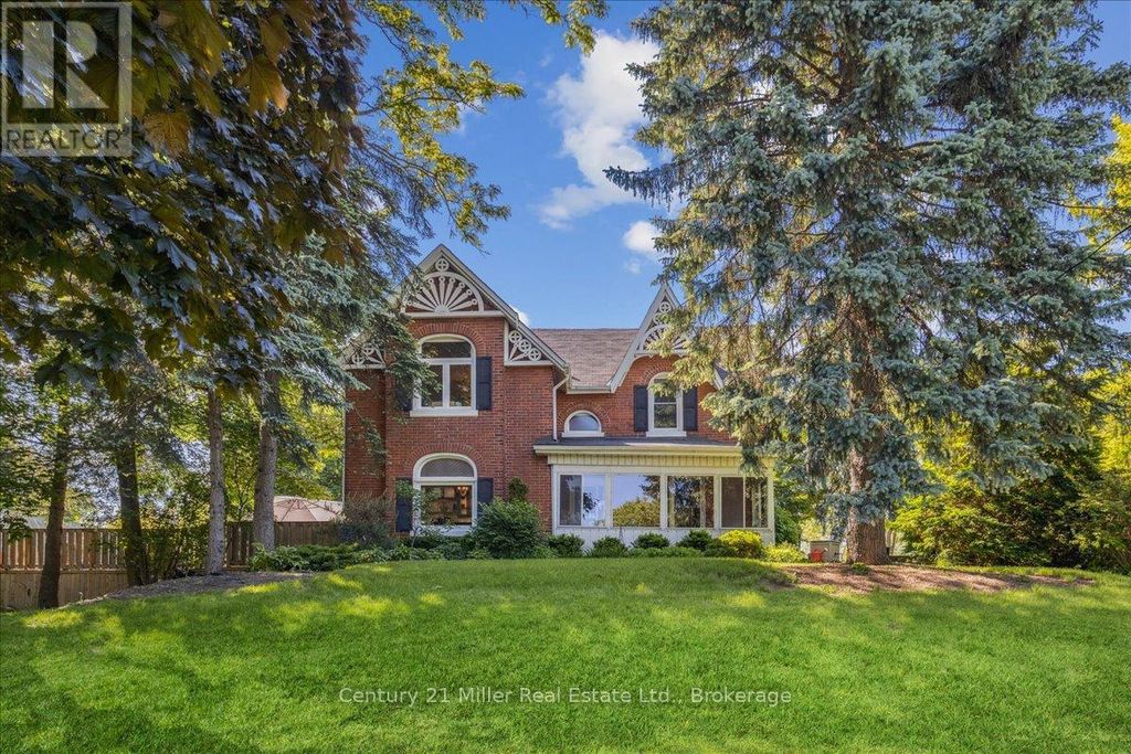585 Dundas Street E, Hamilton (waterdown)