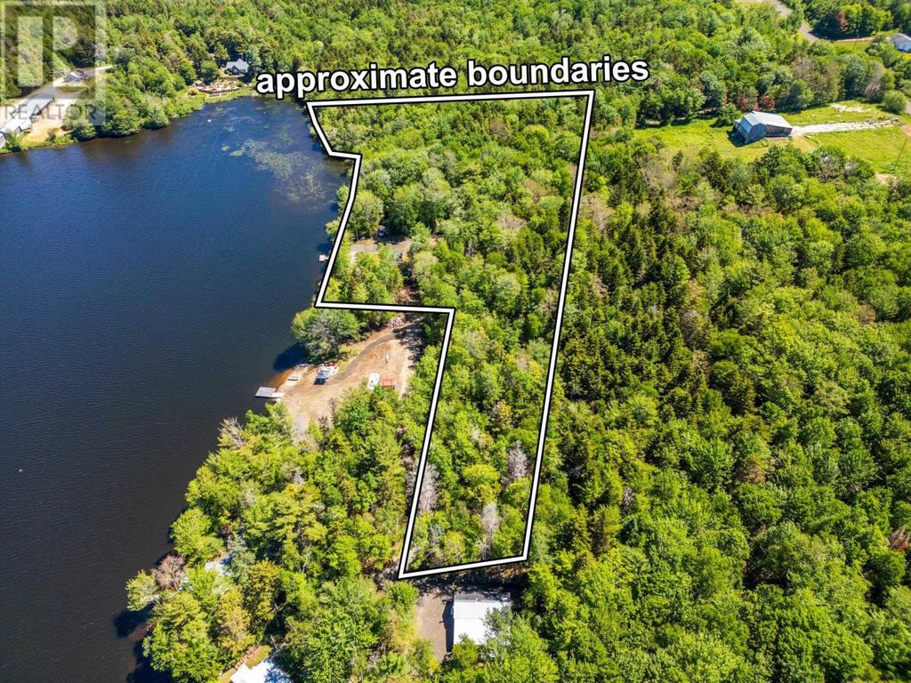 54 Mallette Lake Road, South Range