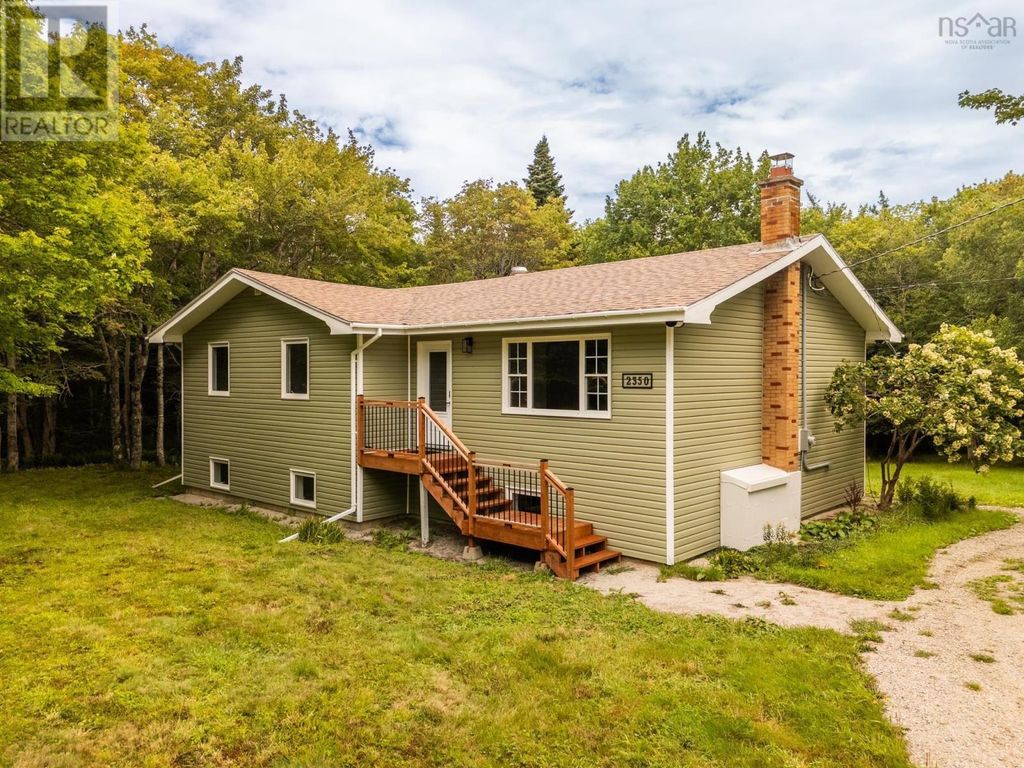 2350 Highway 1, Wellington