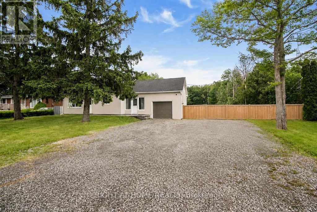 100 Green Mountain Road E, Hamilton