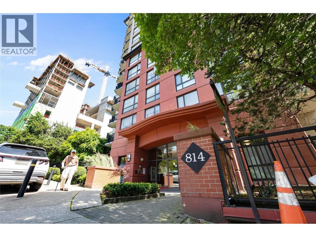 806 814 Royal Avenue, New Westminster