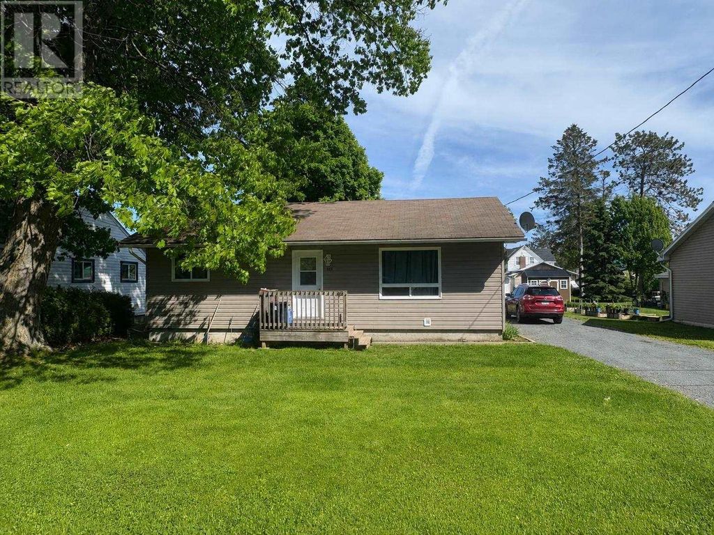 233 Federation St, Thessalon