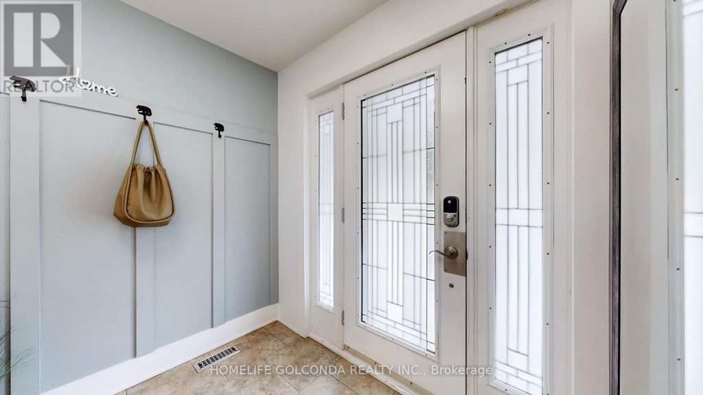 54 Senator Reesor's Drive, Markham (sherwood-Amberglen)