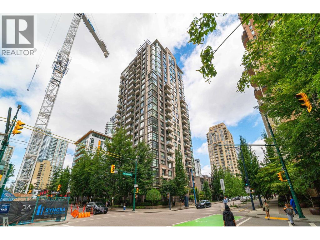 304 1295 Richards Street, Vancouver