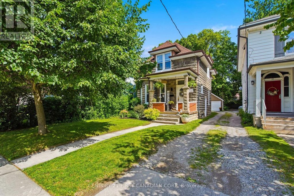 56 Euclid Avenue, London South (south F)