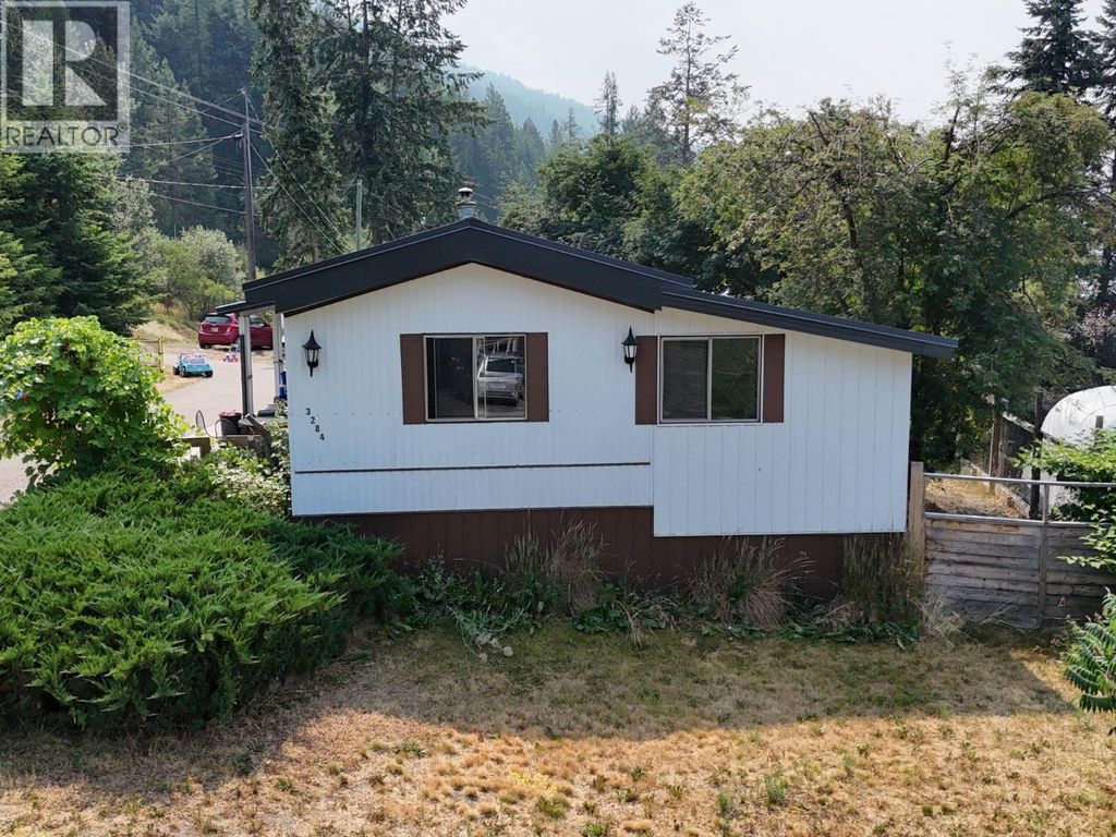 3284 Queens Avenue Unit# 1, Moyie