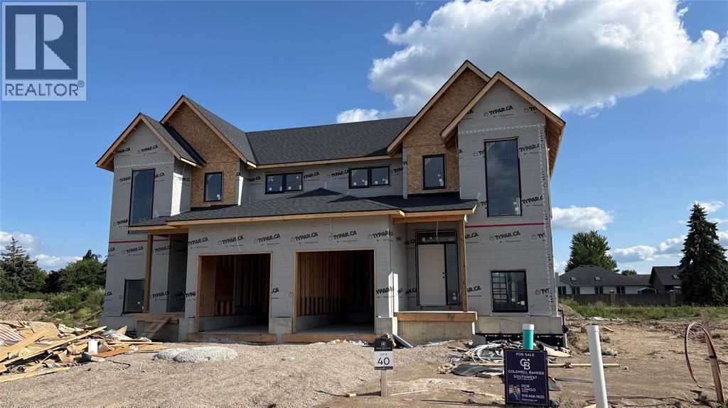 223 Oak Court, St Clair
