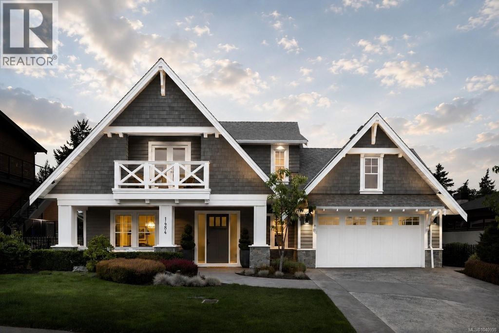 1484 Pebble Pl, Langford