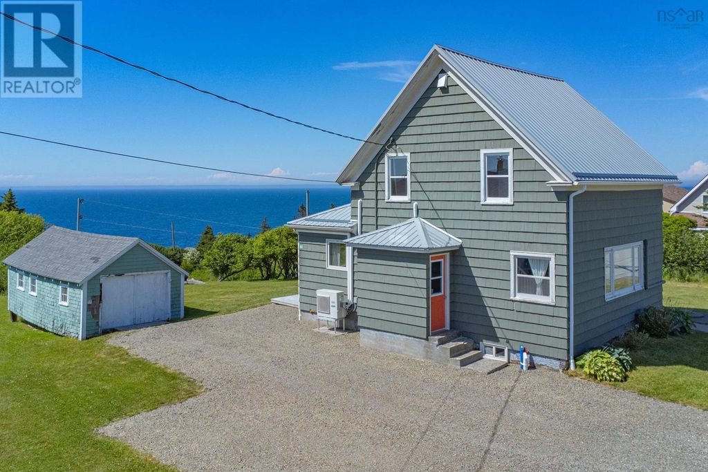 7919 Highway 1, Meteghan
