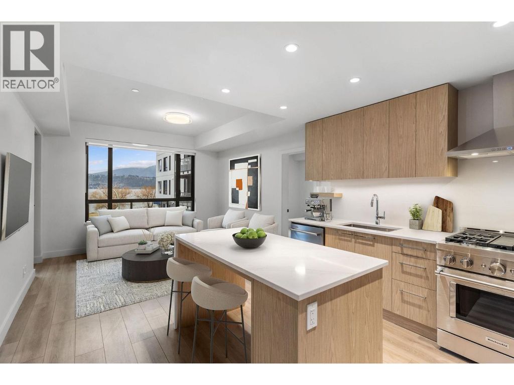 3051 Abbott Street Unit# 213, Kelowna